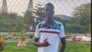 Lire la suite à propos de l’article Le corps sans vie d’Alpha Tounkara transféré à Dakar pour autopsie