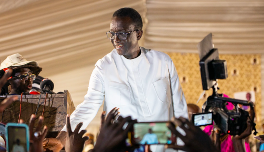 You are currently viewing Financement de sa campagne : Amadou Ba sans-le-sou
