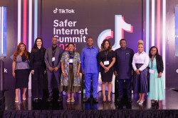 You are currently viewing Sécurité en ligne : TikTok et la Commission de l’Union africaine lancent la campagne #SaferTogether