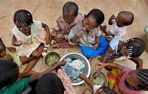 You are currently viewing Inflation au Sénégal : 27,7% des ménages assurent deux repas par jour (enquête)