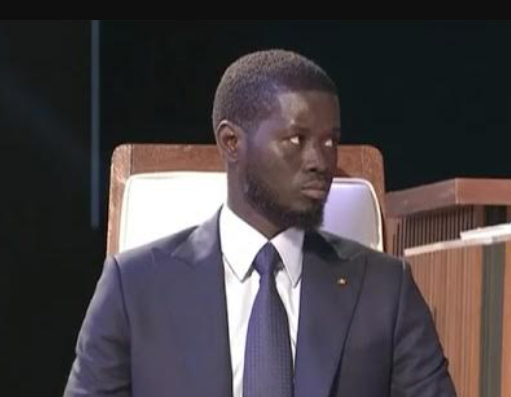 You are currently viewing Prestation de serment : Bassirou Diomaye Faye installé dans ses fonctions de président de la République