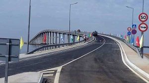 Lire la suite à propos de l’article Mbelakadio : les désagréments du nouveau pont à péage